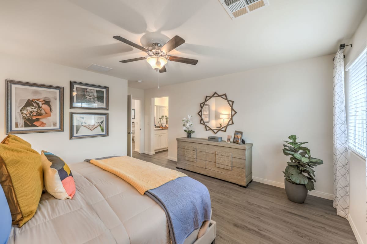 Rental Homes in Mountain's Edge View our Shadow Bay Photos